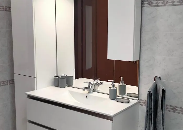 Corte Cacciatori بورغوسيسيا